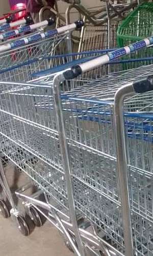 Manutenção em carrinhos de supermercado Manutenção em carrinhos de supermercado