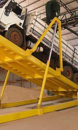 Plataforma de descarga para caminhão Plataforma de descarga para caminhão